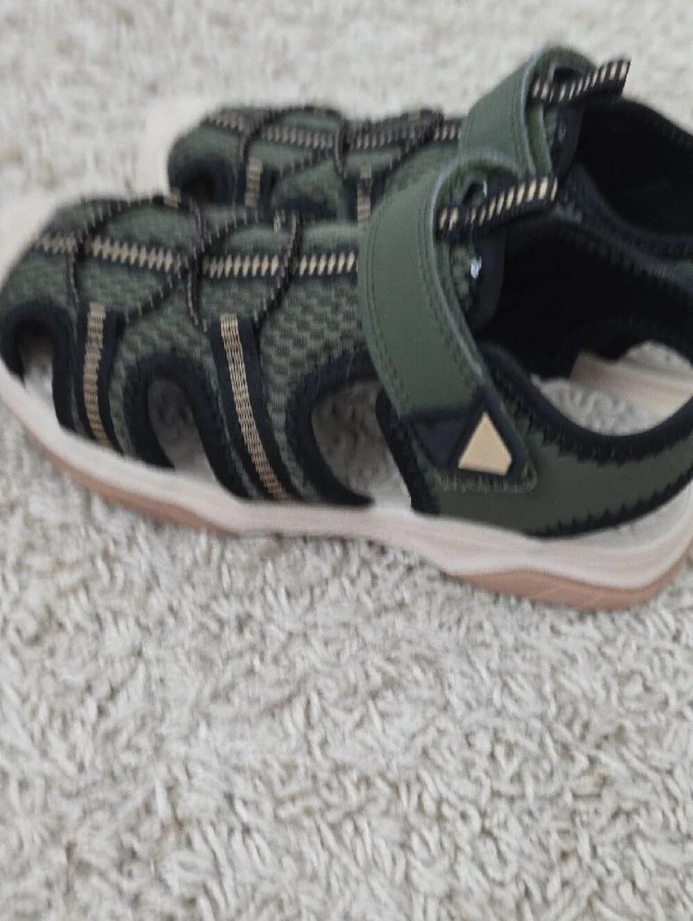 wonder nation Olive Green and Black Kids Active Sandals